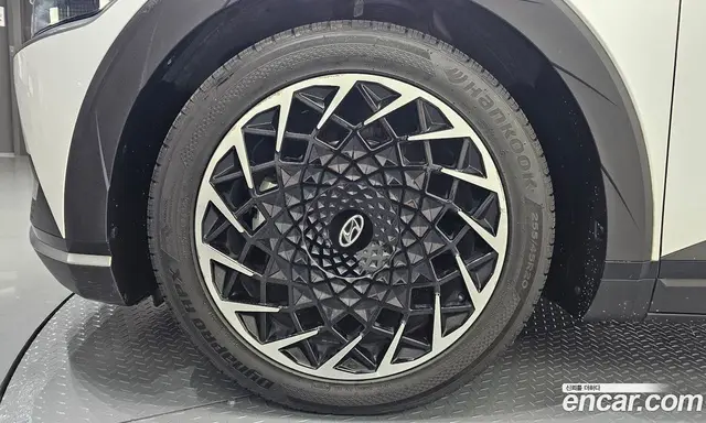 Hyundai Ioniq 5 2023 0.1 автомат (гидро), миниатюра 5