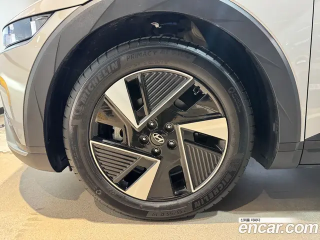 Hyundai Ioniq 5 2024 0.1 автомат (гидро), миниатюра 9