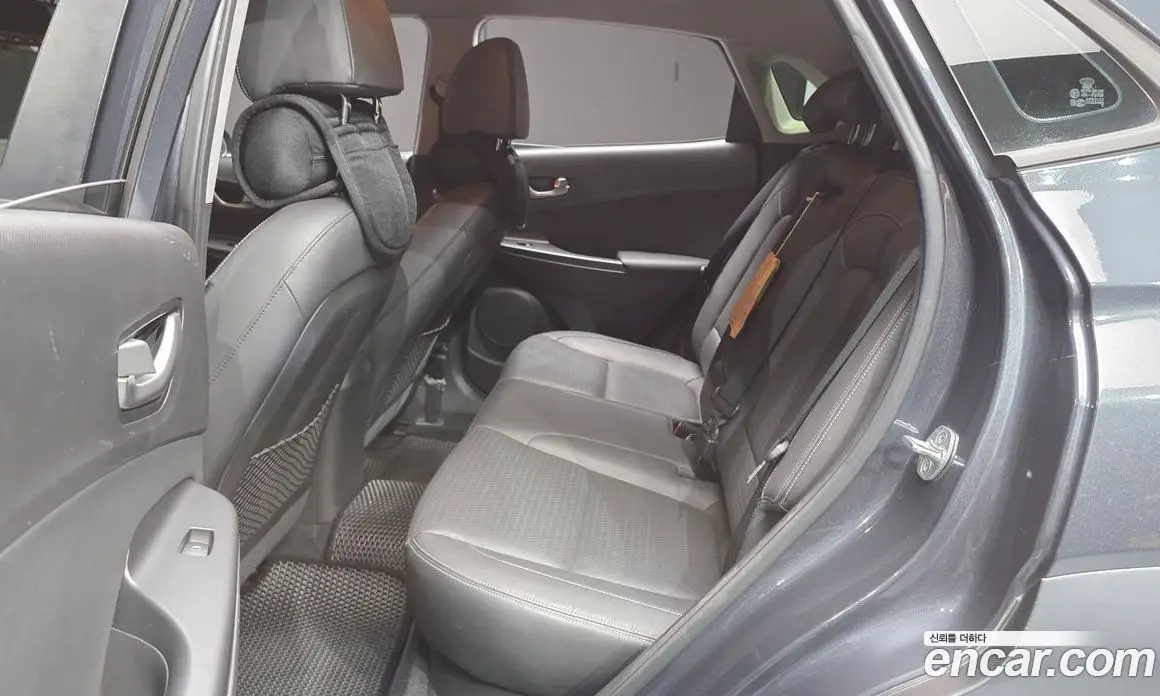 Hyundai Kona 2017 1.6 автомат (гидро), фото 18 Hyundai Kona 2017 1.6 автомат (гидро), фото 18