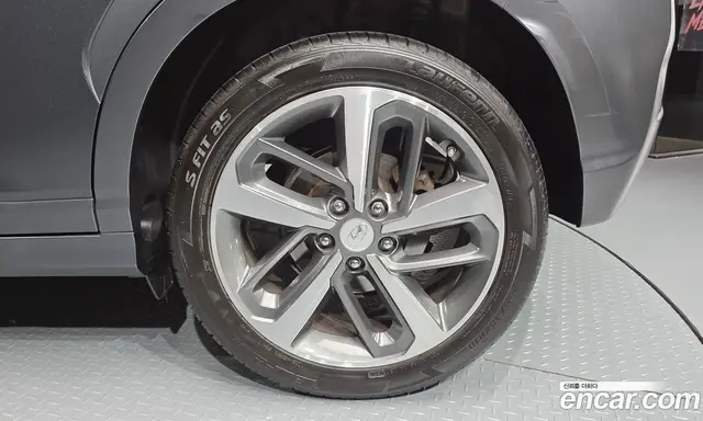 Hyundai Kona 2017 1.6 автомат (гидро), миниатюра 7 Hyundai Kona 2017 1.6 автомат (гидро), миниатюра 7