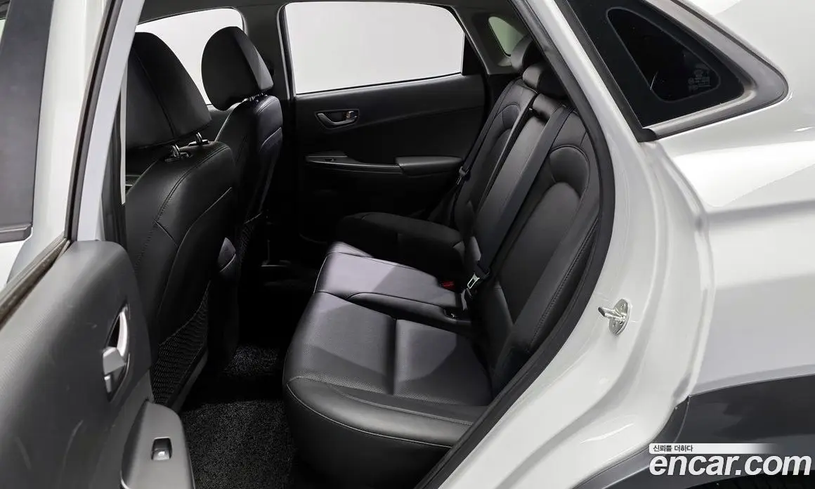 Hyundai Kona 2018 0.2 автомат (гидро), фото 16 Hyundai Kona 2018 0.2 автомат (гидро), фото 16