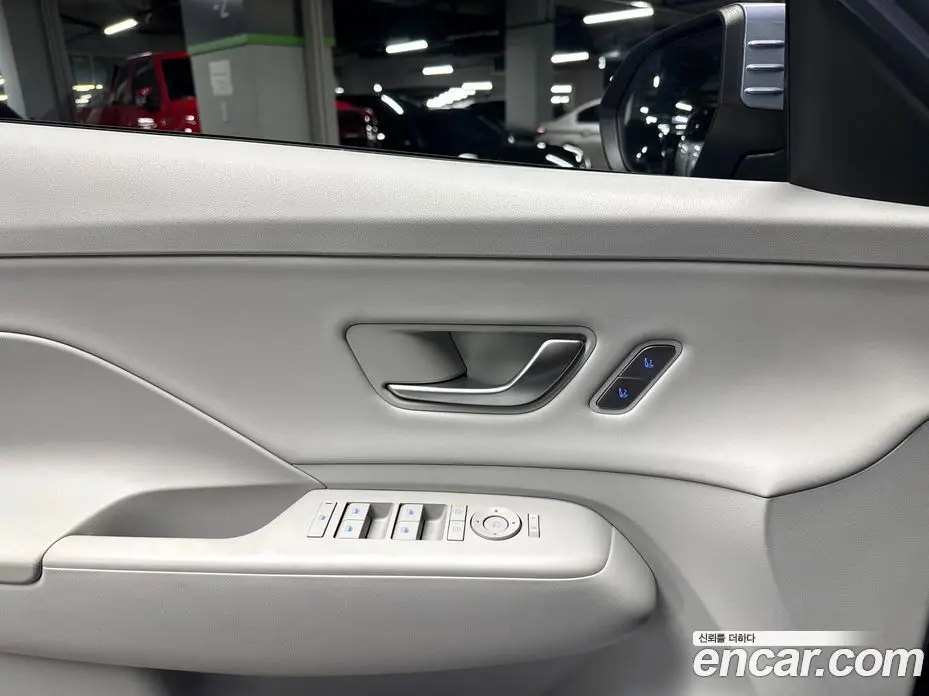 Hyundai Kona 2023 автомат (гидро), фото 9