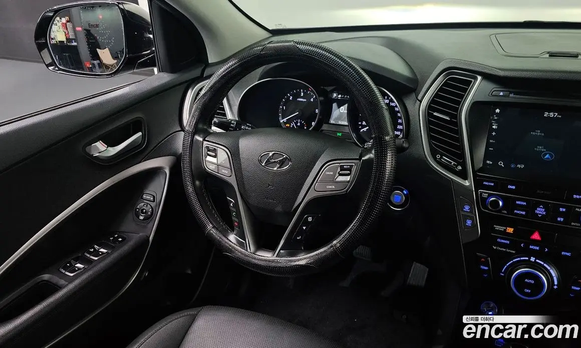 Hyundai Santa Fe 2017 2.0 автомат (гидро), фото 15