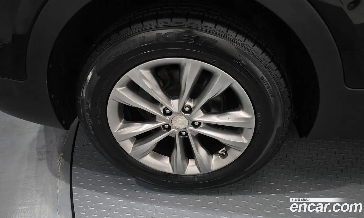 Hyundai Santa Fe 2017 2.0 автомат (гидро), фото 5