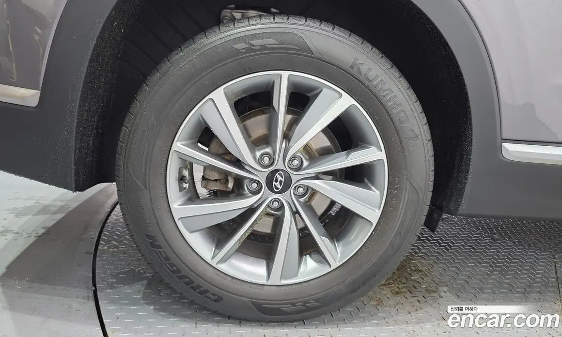 Hyundai Santa Fe 2019 2.0 автомат (гидро), фото 5