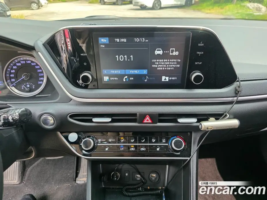 Hyundai Sonata 2020 2.0 автомат (гидро), фото 14