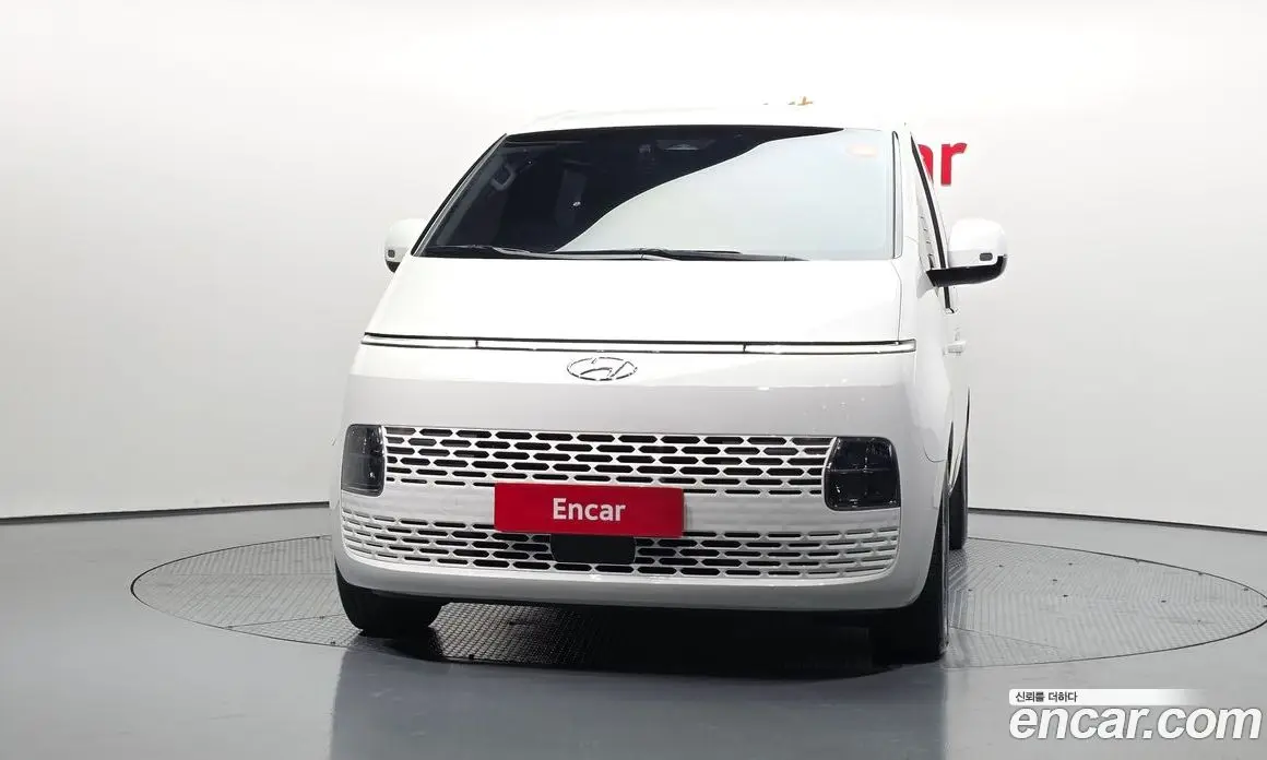 Hyundai Staria 2021 2.2 автомат (гидро), фото 3 Hyundai Staria 2021 2.2 автомат (гидро), фото 3