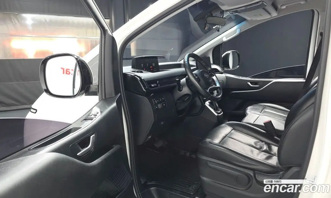 Hyundai Staria 2021 2.2 автомат (гидро), фото 10 Hyundai Staria 2021 2.2 автомат (гидро), фото 10