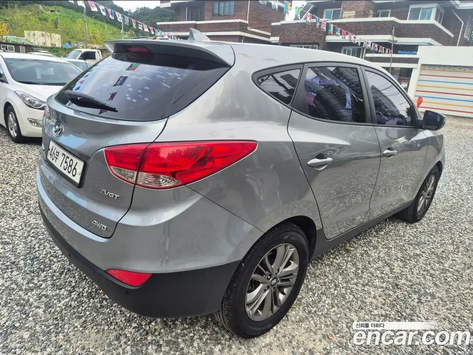 Hyundai Tucson 2013 2.0 автомат (гидро), фото 4