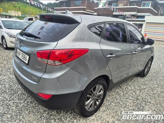 Hyundai Tucson 2013 2.0 автомат (гидро), миниатюра 4