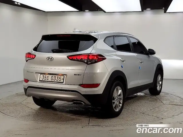 Hyundai Tucson 2016 1.7 автомат (гидро), миниатюра 2