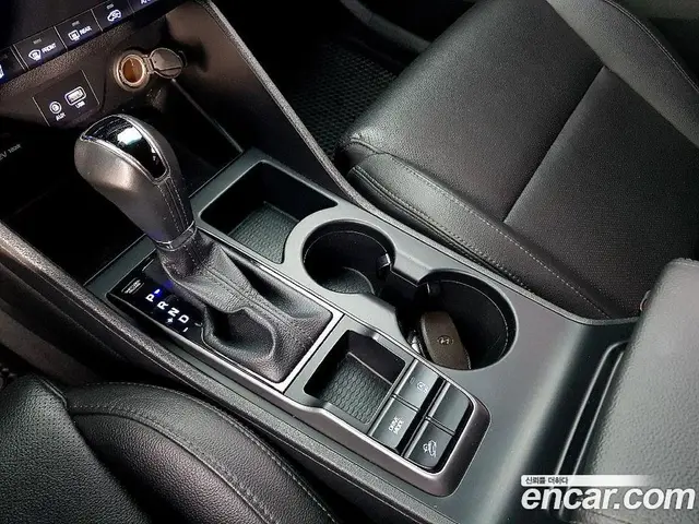 Hyundai Tucson 2016 1.7 автомат (гидро), миниатюра 9