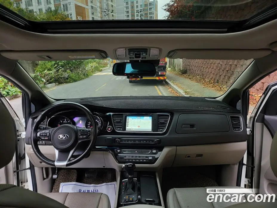 Kia Carnival 2016 2.2 автомат (гидро), фото 16