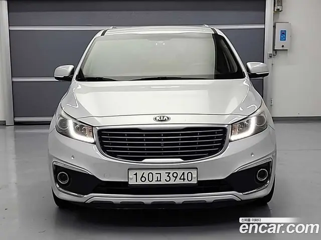Kia Carnival 2016 3.3 автомат (гидро), миниатюра 2 Kia Carnival 2016 3.3 автомат (гидро), миниатюра 2