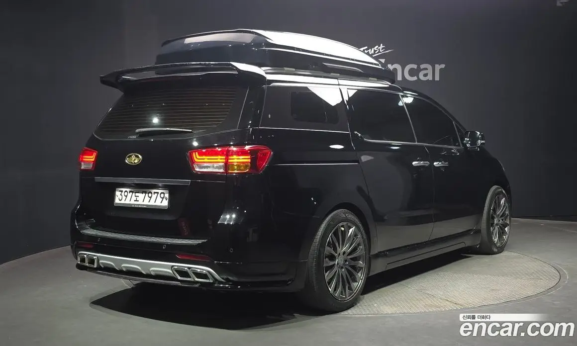 Kia Carnival 2017 2.2 автомат (гидро), фото 2 Kia Carnival 2017 2.2 автомат (гидро), фото 2