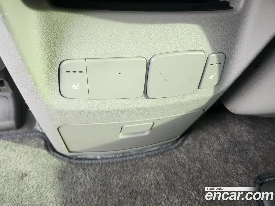 Kia Carnival 2017 2.2 автомат (гидро), фото 19 Kia Carnival 2017 2.2 автомат (гидро), фото 19