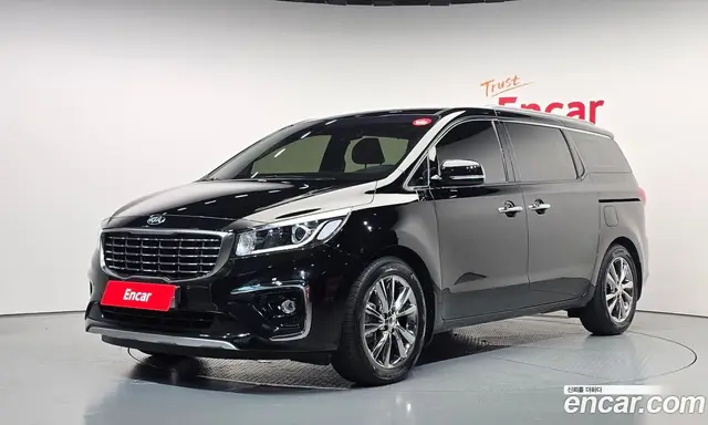 Kia Carnival, 2018, 66 214 км