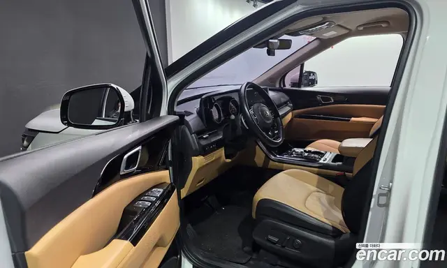 Kia Carnival 2020 2.2 автомат (гидро), миниатюра 11