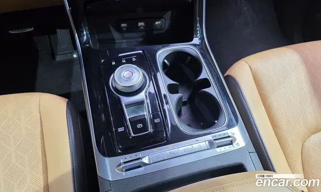 Kia Carnival 2020 2.2 автомат (гидро), миниатюра 9