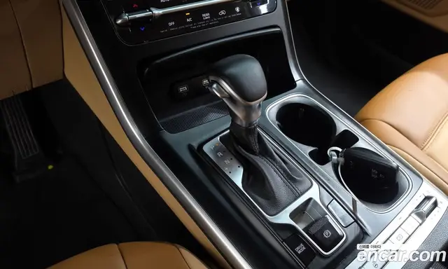 Kia Carnival 2020 2.2 автомат (гидро), миниатюра 12