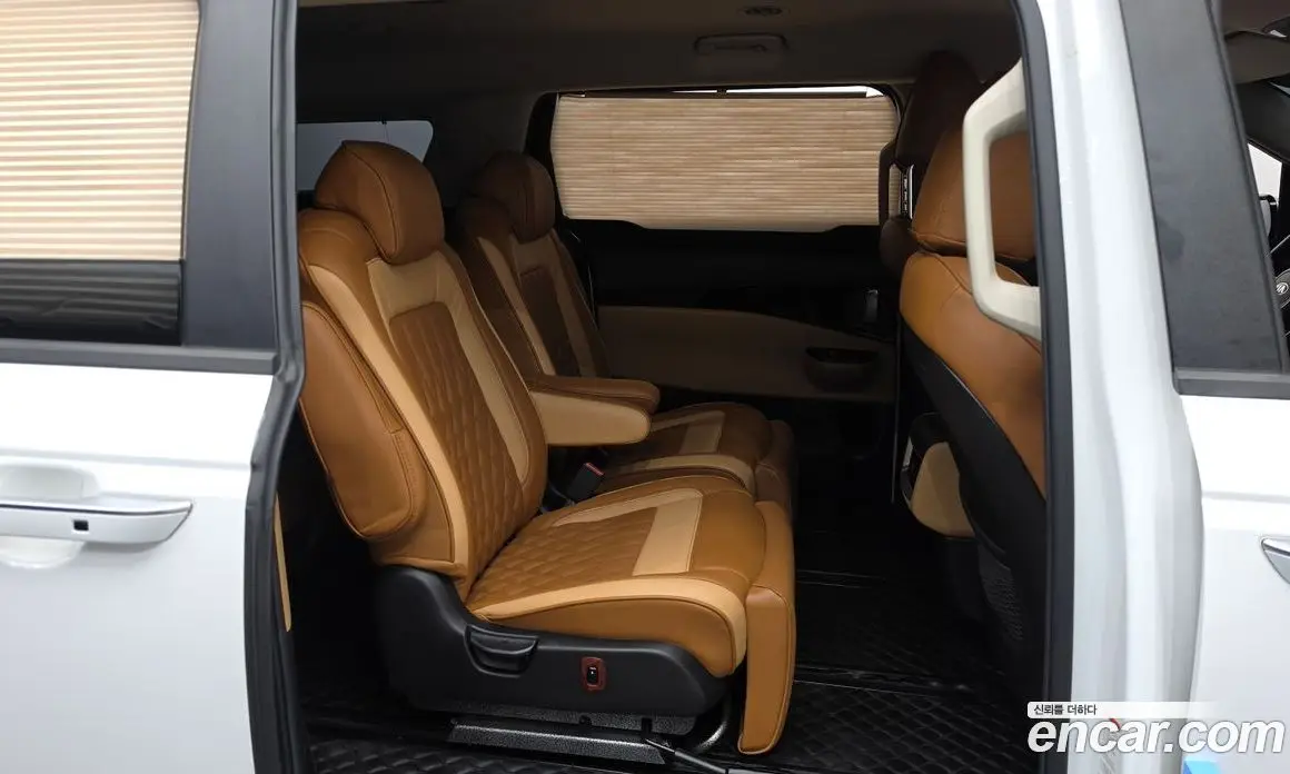 Kia Carnival 2020 2.2 автомат (гидро), фото 17