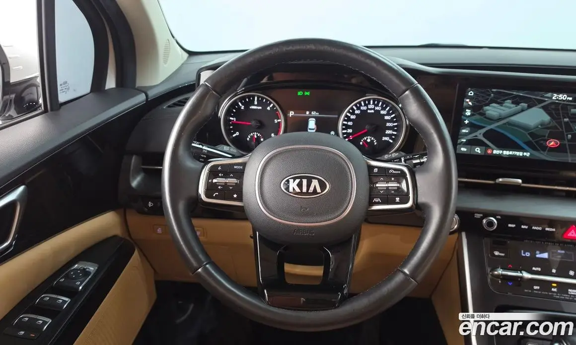 Kia Carnival 2020 2.2 автомат (гидро), фото 19