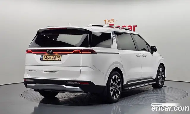 Kia Carnival 2021 2.2 автомат (гидро), миниатюра 2