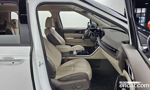 Kia Carnival 2021 2.2 автомат (гидро), миниатюра 11