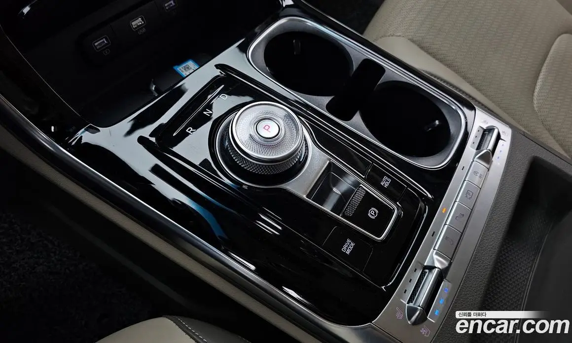 Kia Carnival 2021 2.2 автомат (гидро), фото 9