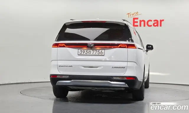 Kia Carnival 2021 2.2 автомат (гидро), миниатюра 4