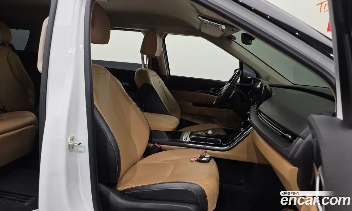Kia Carnival 2021 2.2 автомат (гидро), фото 10