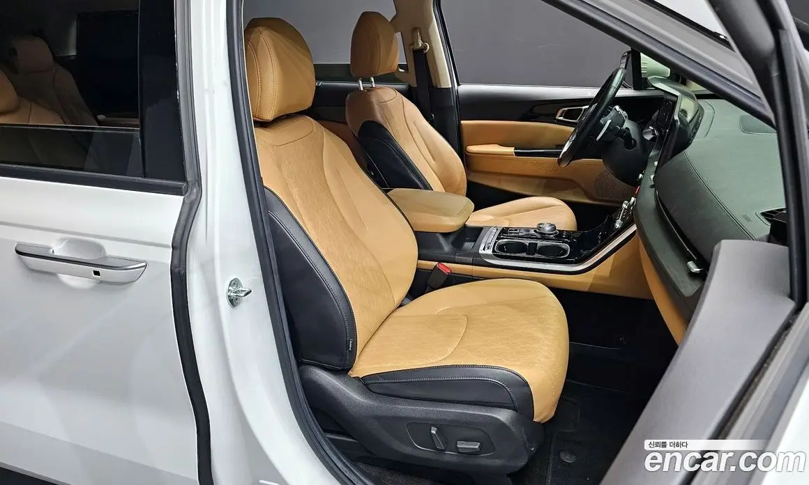 Kia Carnival 2022 2.2 автомат (гидро), фото 12