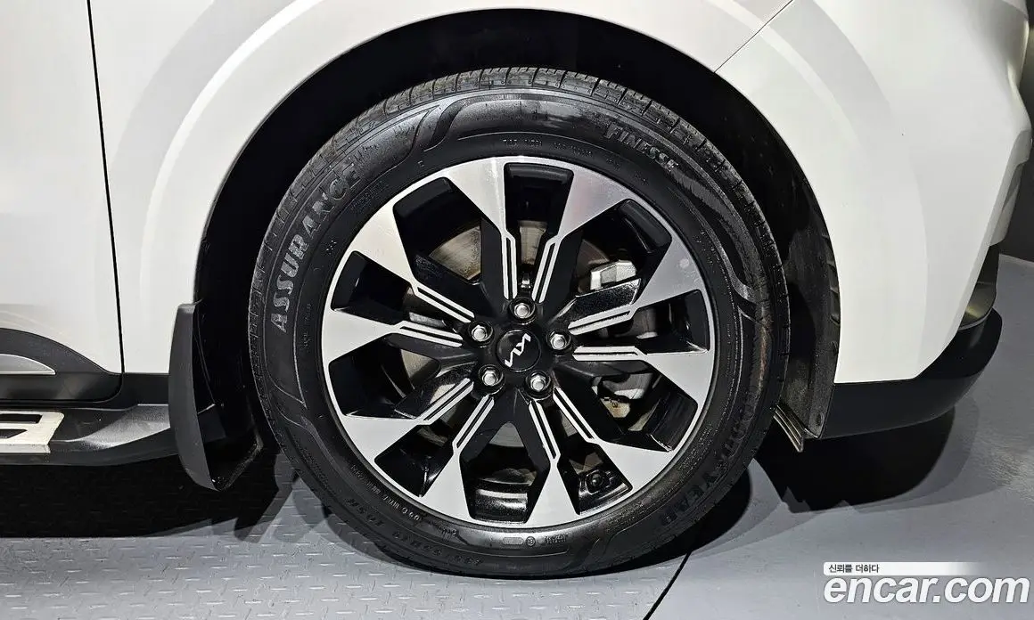 Kia Carnival 2022 2.2 автомат (гидро), фото 5