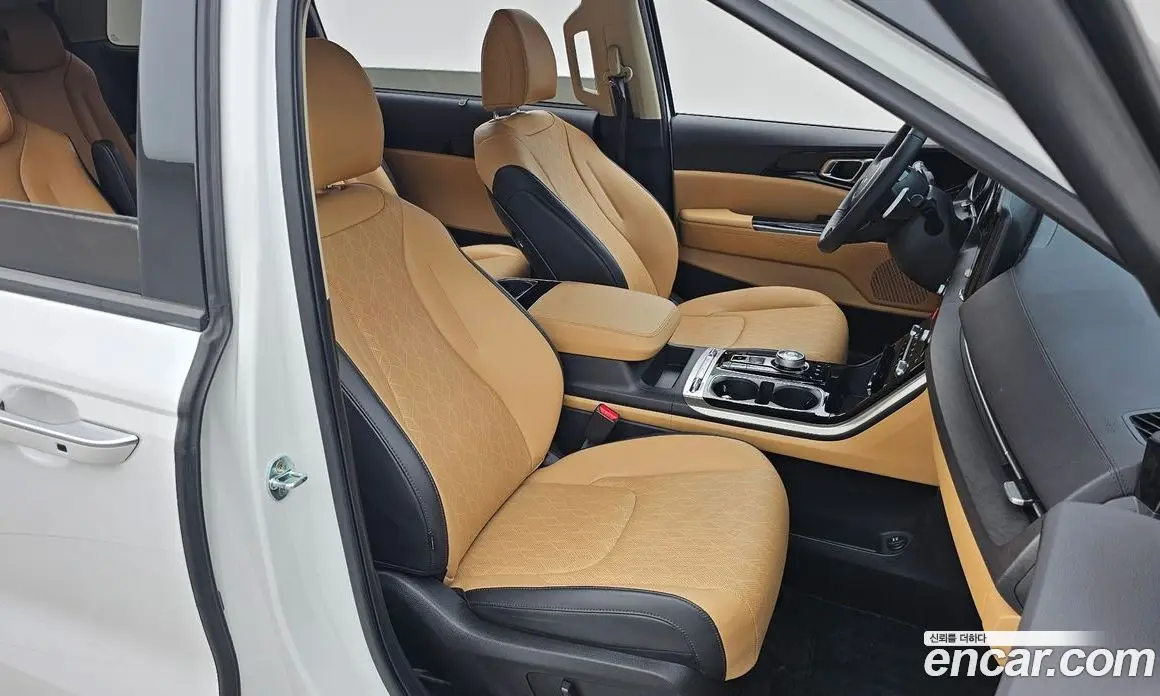 Kia Carnival 2022 2.2 автомат (гидро), фото 11