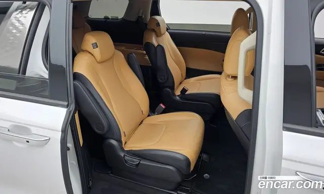 Kia Carnival 2022 2.2 автомат (гидро), миниатюра 12