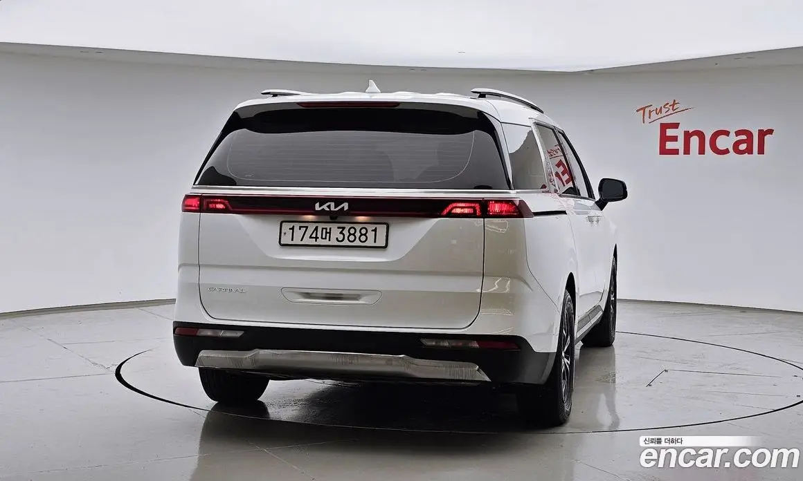 Kia Carnival 2022 2.2 автомат (гидро), фото 4