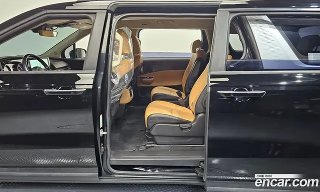 Kia Carnival 2022 2.2 автомат (гидро), миниатюра 11 Kia Carnival 2022 2.2 автомат (гидро), миниатюра 11