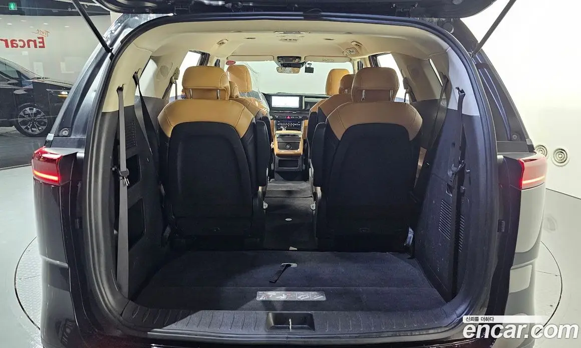 Kia Carnival 2022 2.2 автомат (гидро), фото 20 Kia Carnival 2022 2.2 автомат (гидро), фото 20