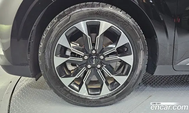 Kia Carnival 2022 2.2 автомат (гидро), миниатюра 5 Kia Carnival 2022 2.2 автомат (гидро), миниатюра 5