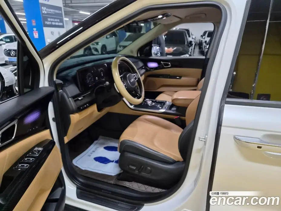 Kia Carnival 2023 2.2 автомат (гидро), фото 14 Kia Carnival 2023 2.2 автомат (гидро), фото 14