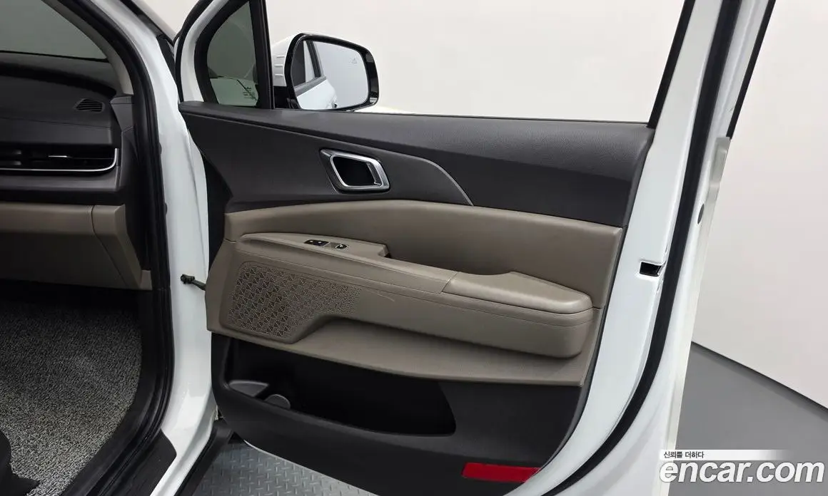 Kia Carnival 2024 3.5 автомат (гидро), фото 14 Kia Carnival 2024 3.5 автомат (гидро), фото 14