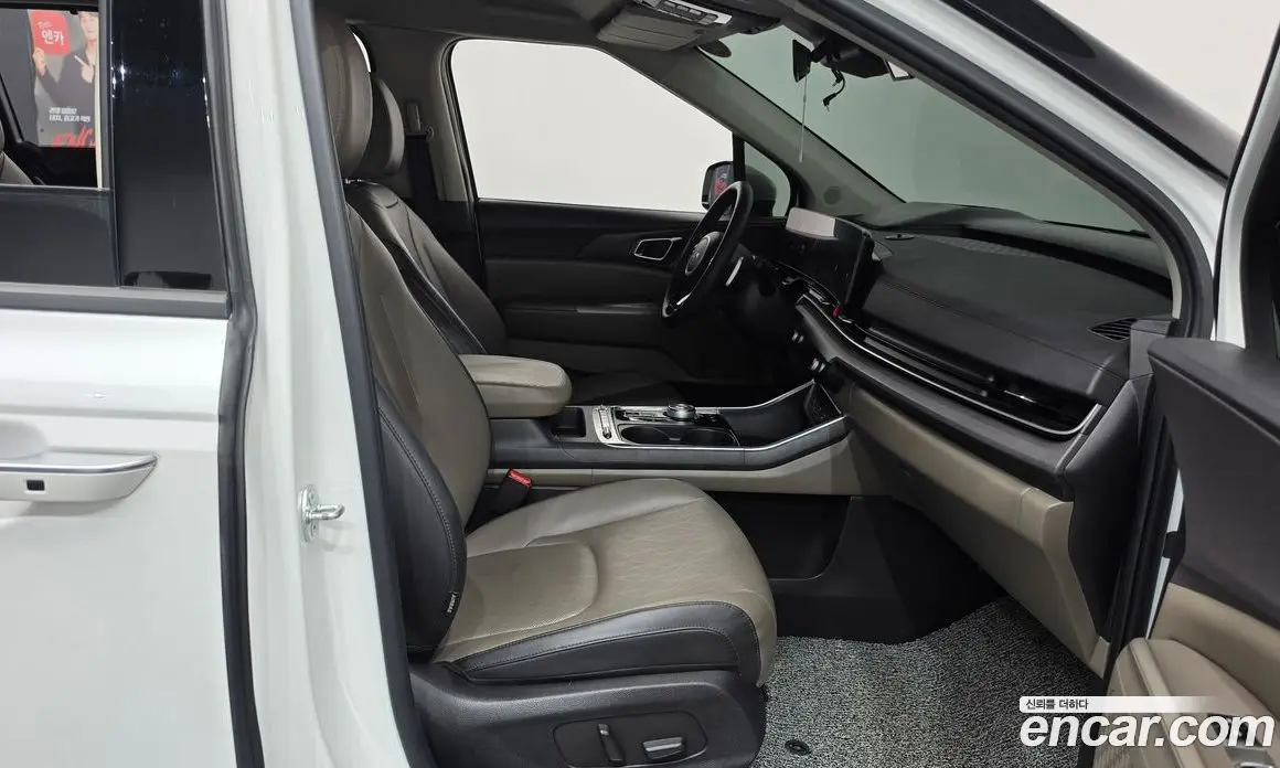Kia Carnival 2024 3.5 автомат (гидро), фото 16 Kia Carnival 2024 3.5 автомат (гидро), фото 16