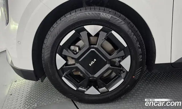 Kia Carnival 2024 3.5 автомат (гидро), миниатюра 5 Kia Carnival 2024 3.5 автомат (гидро), миниатюра 5
