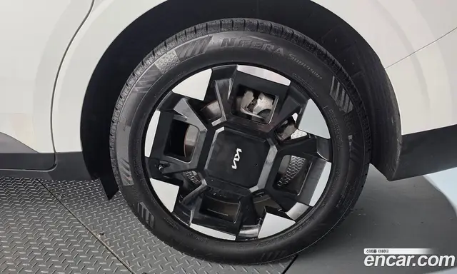 Kia Carnival 2024 3.5 автомат (гидро), миниатюра 7 Kia Carnival 2024 3.5 автомат (гидро), миниатюра 7