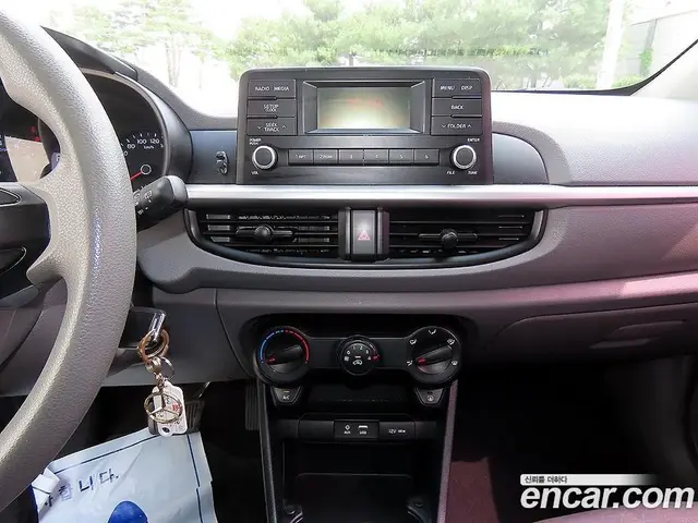 Kia Morning 2017 1.0 автомат (гидро), миниатюра 8 Kia Morning 2017 1.0 автомат (гидро), миниатюра 8