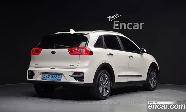 Kia Niro 2018 0.2 автомат (гидро), миниатюра 2