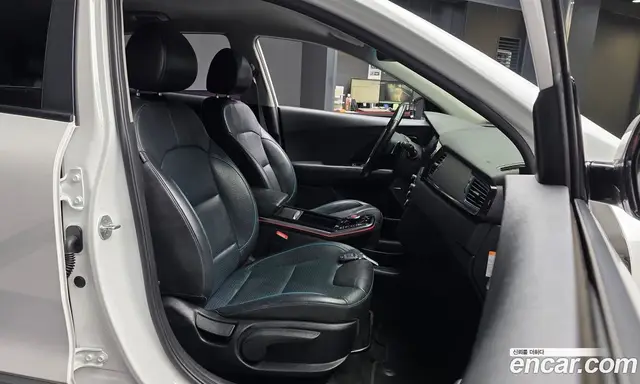 Kia Niro 2018 0.2 автомат (гидро), миниатюра 11