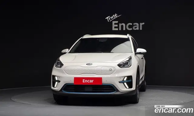Kia Niro 2018 0.2 автомат (гидро), миниатюра 3