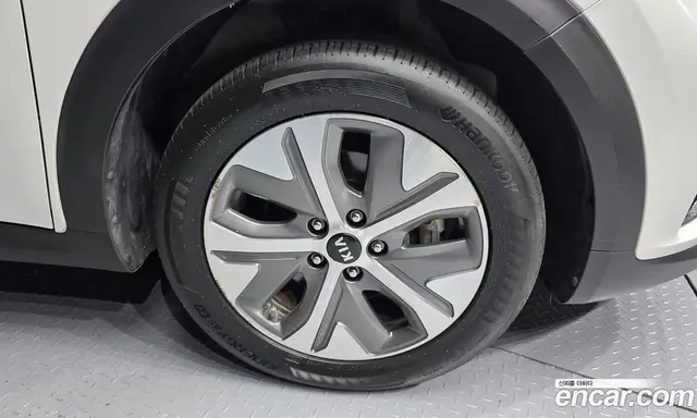 Kia Niro 2018 0.2 автомат (гидро), миниатюра 5