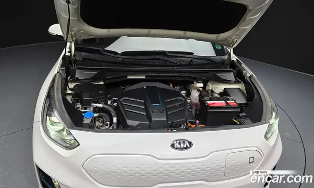 Kia Niro 2018 0.2 автомат (гидро), миниатюра 6